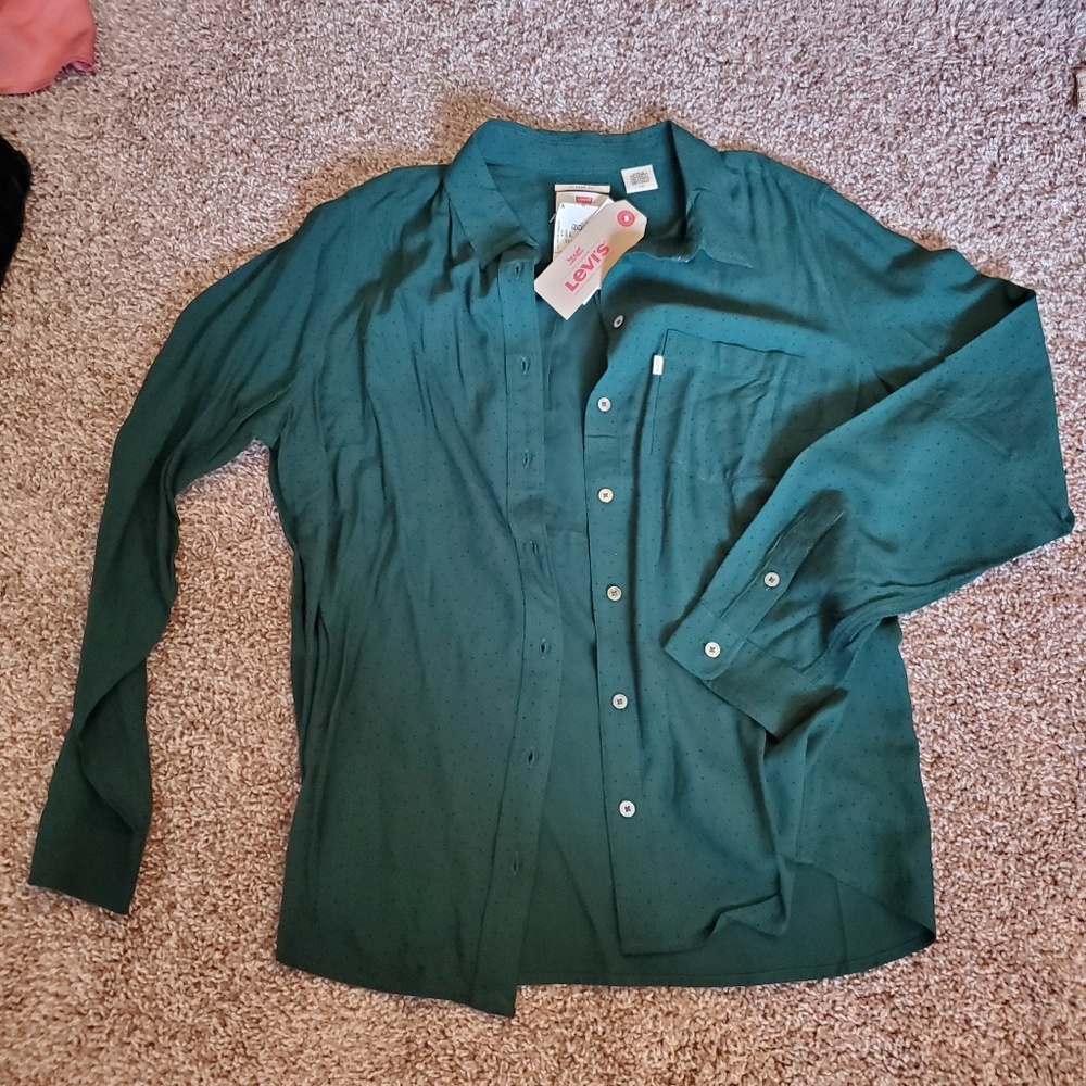 Levi's green polka dot button up shirt